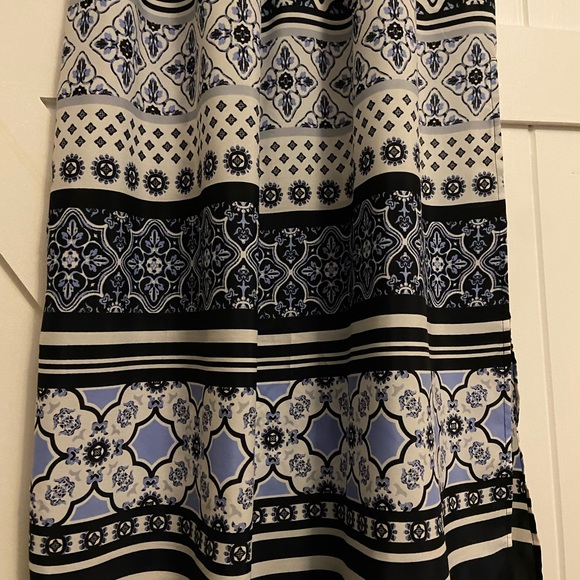 Adorable Eliza J Maxi Dress - Picture 4 of 6